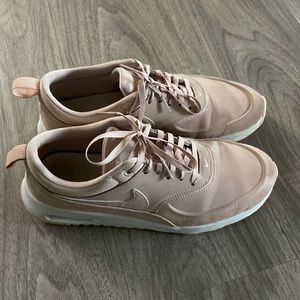 Nike Air Max, Rose Gold/Blush, size 9